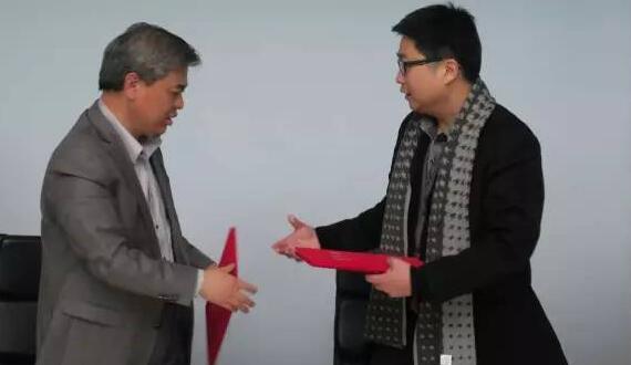 环亚集团组团学习体验无锡“拈花湾”，，，，，，并与MAO签署战略相助，，，，，，预示着环亚集团将在精品地产、工业地产、旅游地产等领域与MAO增强深度相助。。。。。。